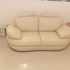 Sofá 2 lugares Luanda pele genuína
