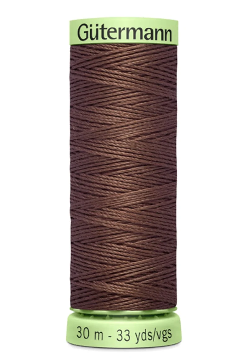 Fio Gütermann n.º 446 castanho chocolate 30 metros