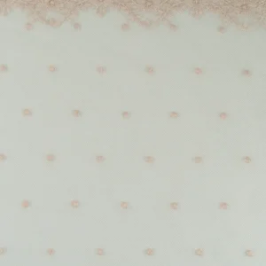 Borda estreita de tule bordado com plumeti rosa