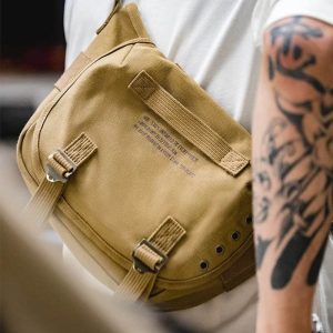 Bolsa Transversal BP 124: Lona, Compacta e Estilo Urbano