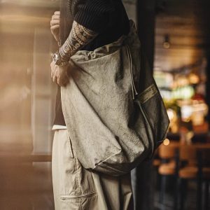 Bucket Bag em Lona BP 205: Estilo, Espaço e Durabilidade Urbana