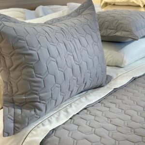 Jogo Coordenado de Cama Suit + Kit Colcha Favo Altenburg – 7 Peças