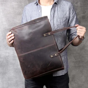 Bolsa Carteiro BP 209: Elegância Executiva e Organização em Couro Legítimo