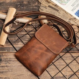 Crossbody BP 802 Compacta Couro Legítimo Design Slim